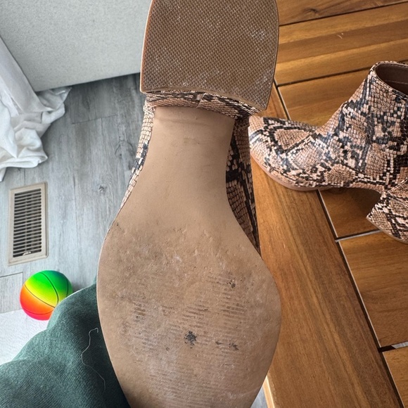 Steve Madden Julianne Boots - Picture 6 of 8